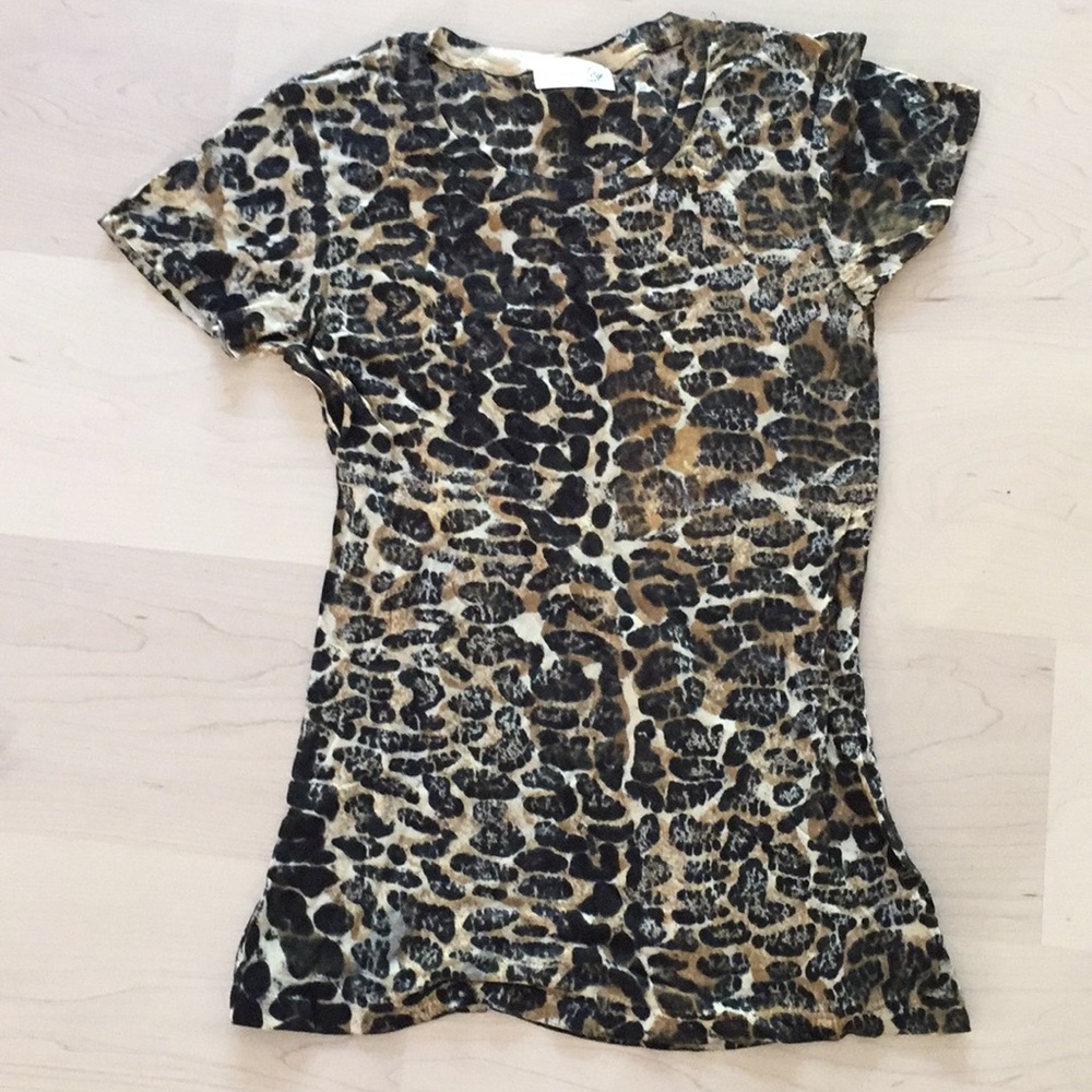 Hand printed animal parent T-shirt size medium